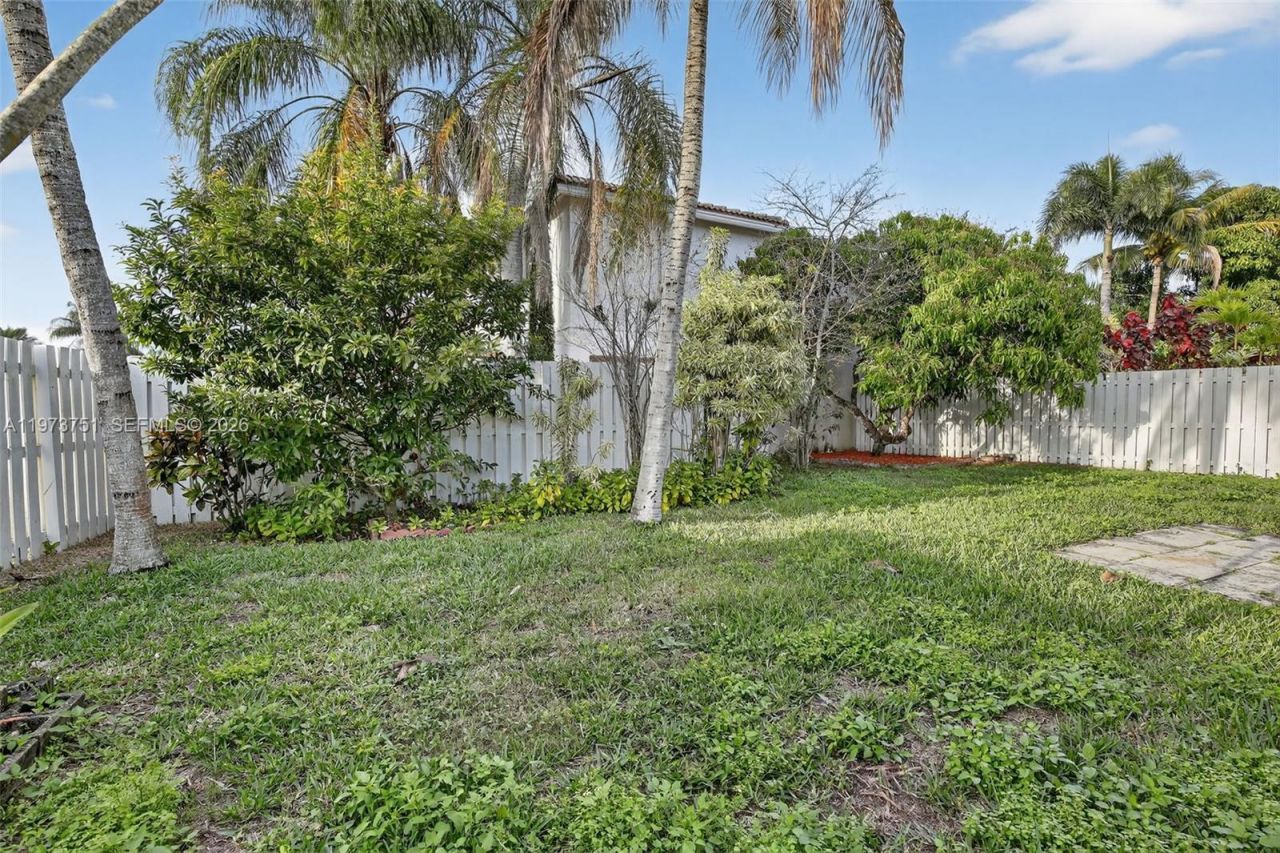 12665 NW 11th Ct , Sunrise, FL 33323 Photo