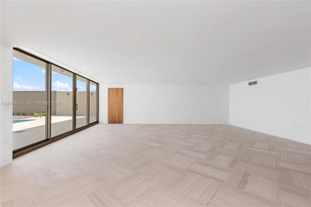 5 Grove Isle Dr, Unit PHL1, Miami, FL 33133 Photo