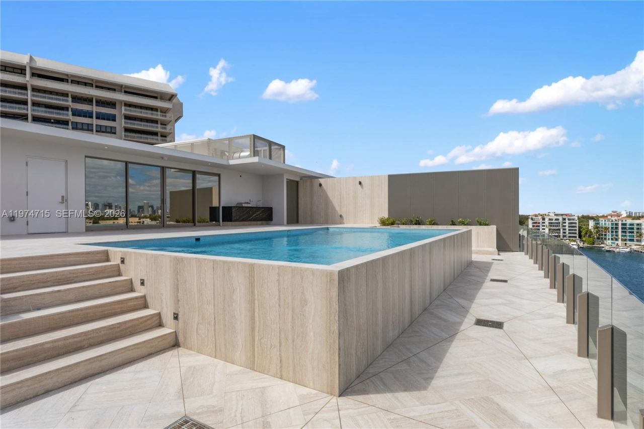 5 Grove Isle Dr, Unit PHL1, Miami, FL 33133 Photo