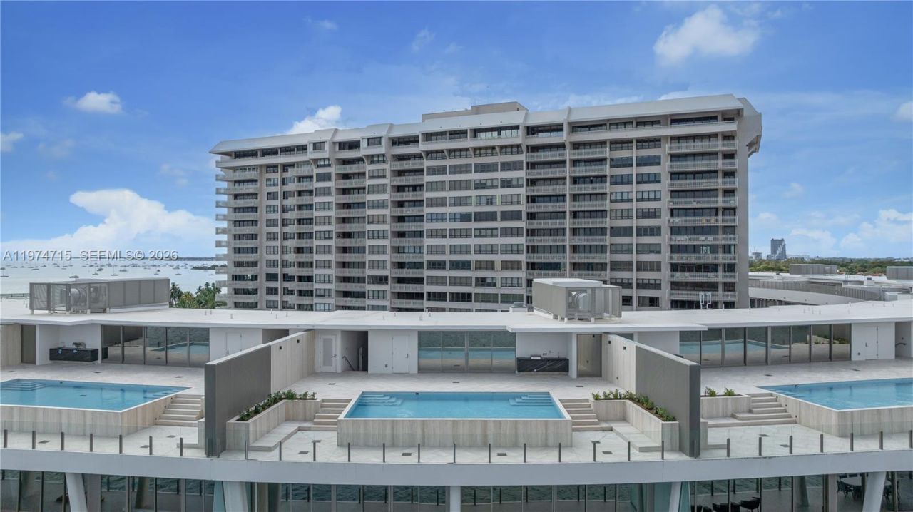 5 Grove Isle Dr, Unit PHL1, Miami, FL 33133 Photo