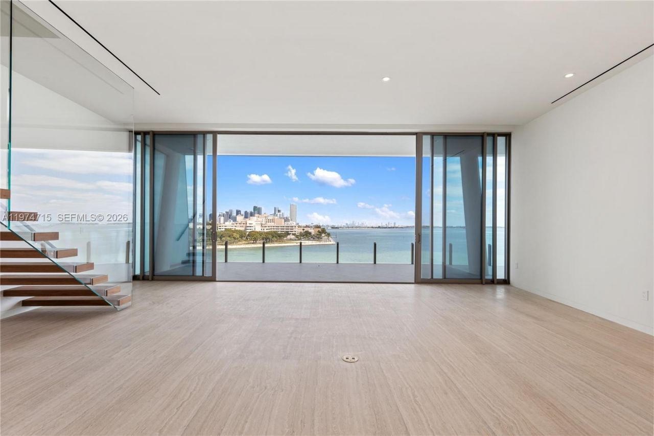 5 Grove Isle Dr, Unit PHL1, Miami, FL 33133 Photo