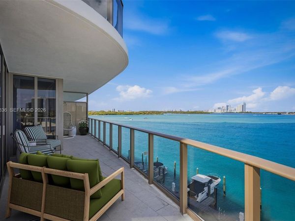 1135 103rd St, Unit 506, Bay Harbor Islands, FL 33154