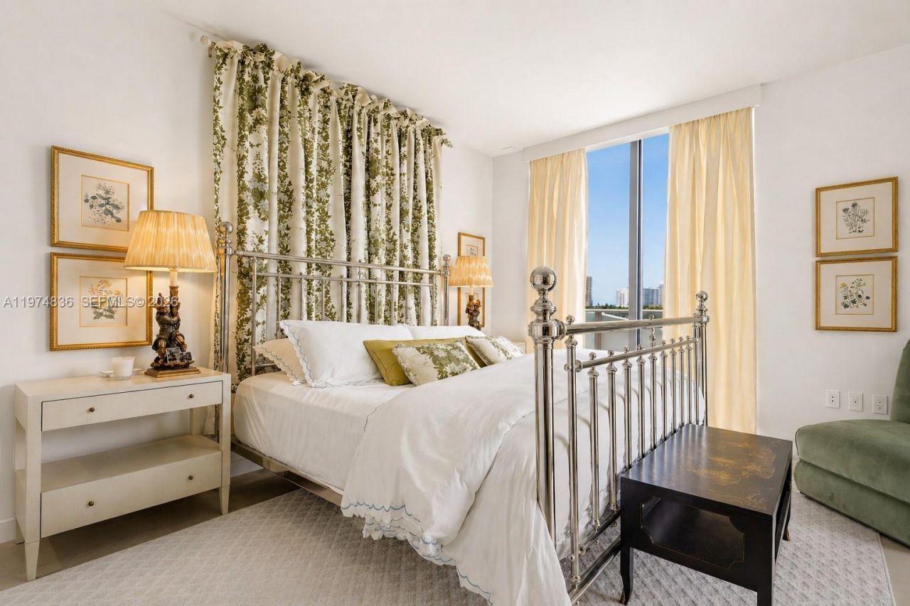 1135 103rd St, Unit 506, Bay Harbor Islands, FL 33154 Photo