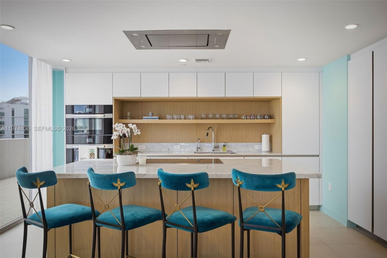 1135 103rd St , Unit 506, Bay Harbor Islands, FL 33154 Photo