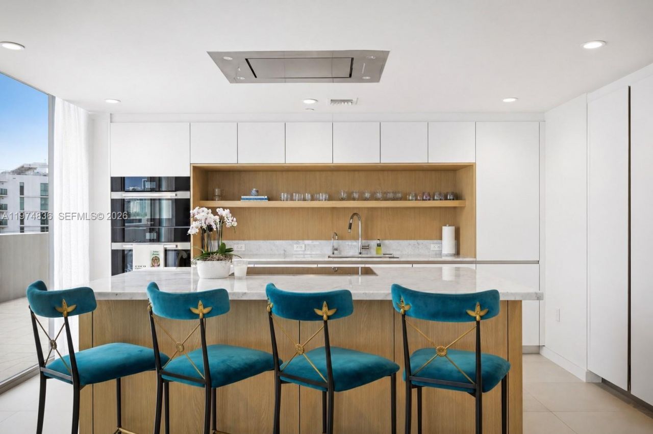 1135 103rd St, Unit 506, Bay Harbor Islands, FL 33154 Photo