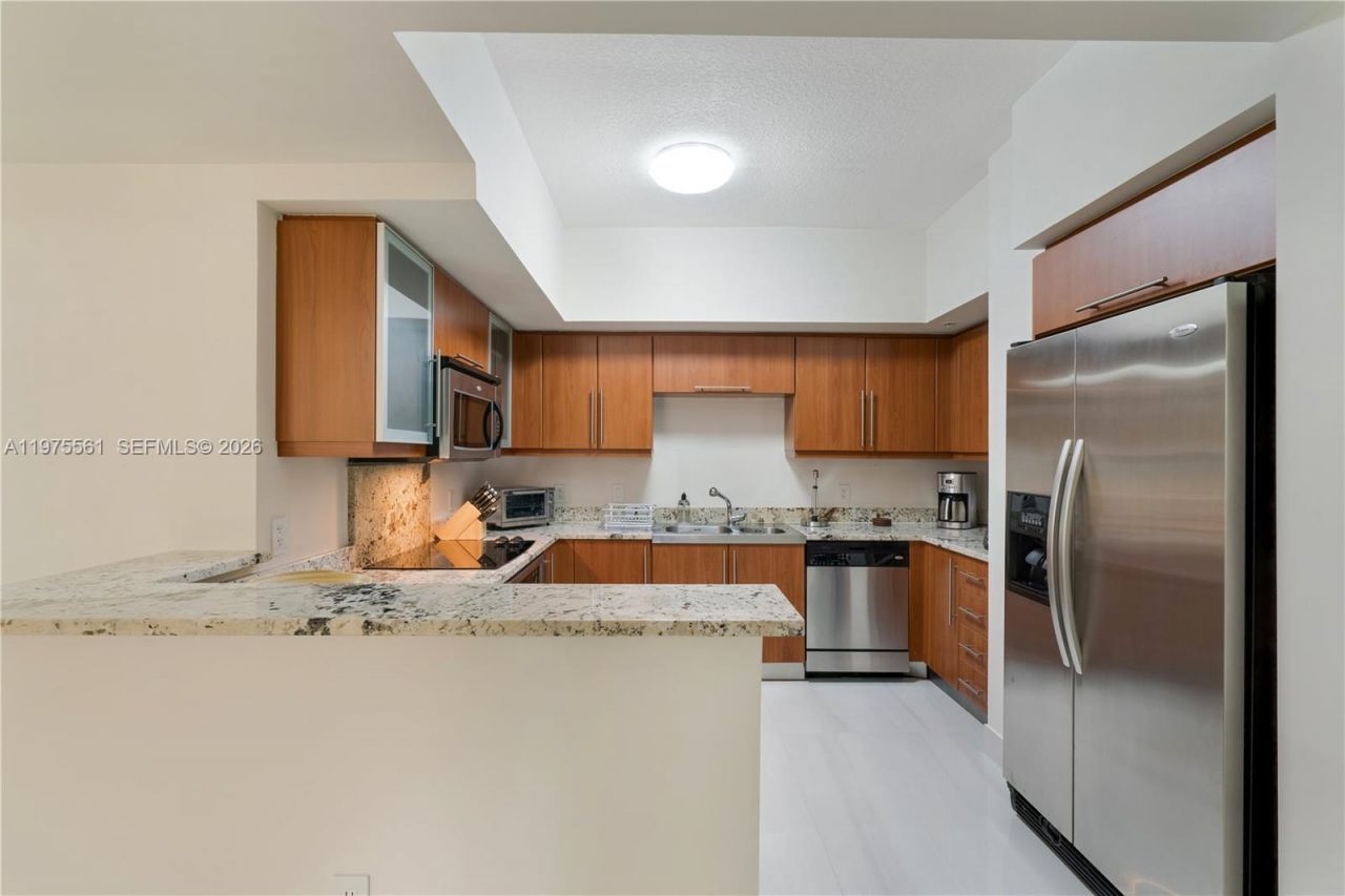 888 S Douglas Rd , Unit 404, Coral Gables, FL 33134 Photo