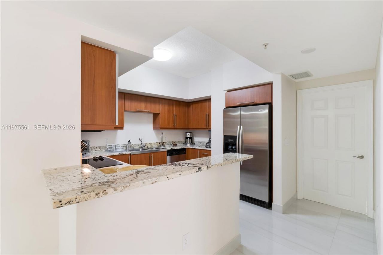 888 S Douglas Rd , Unit 404, Coral Gables, FL 33134 Photo