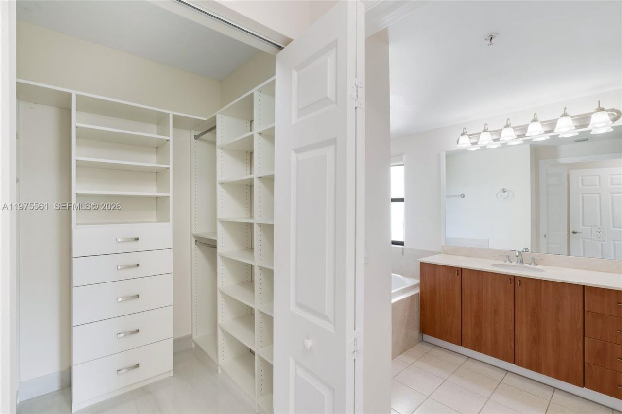 888 S Douglas Rd , Unit 404, Coral Gables, FL 33134 Photo