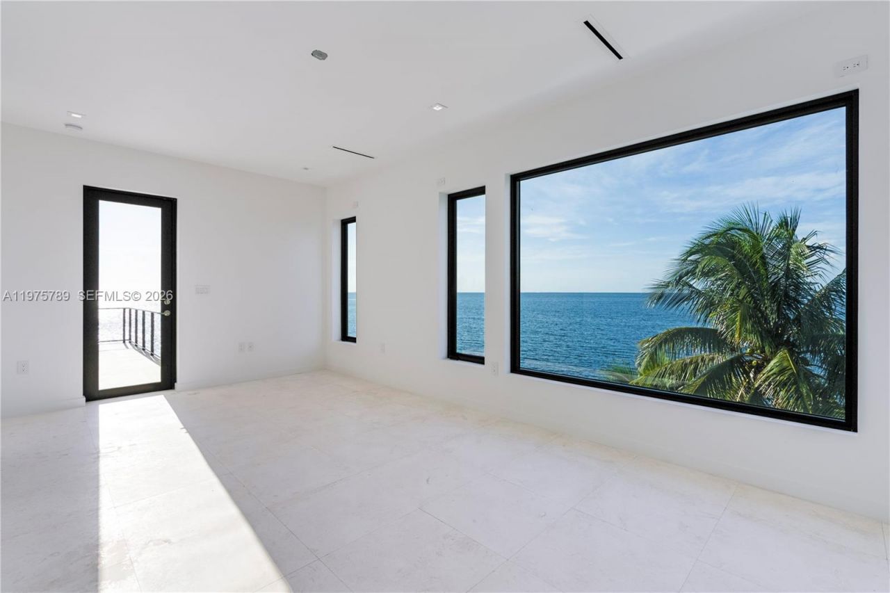 650 Lugo Ave , Coral Gables, FL 33156 Photo