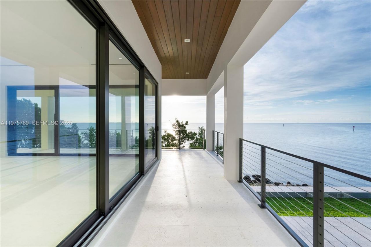 650 Lugo Ave , Coral Gables, FL 33156 Photo