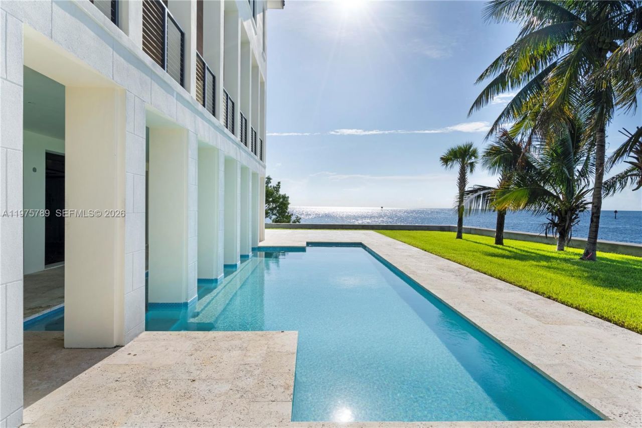 650 Lugo Ave , Coral Gables, FL 33156 Photo