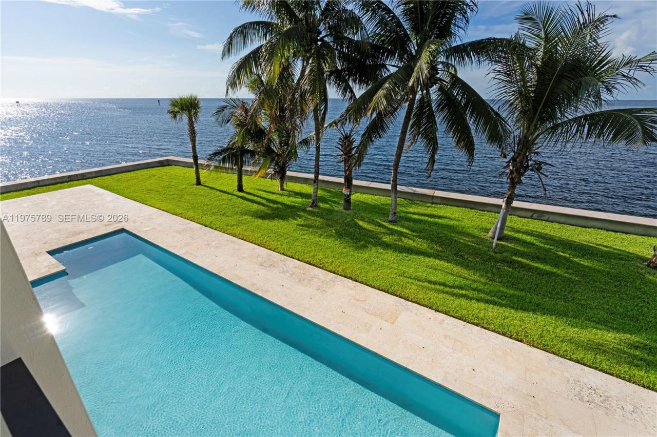 650 Lugo Ave , Coral Gables, FL 33156 Photo