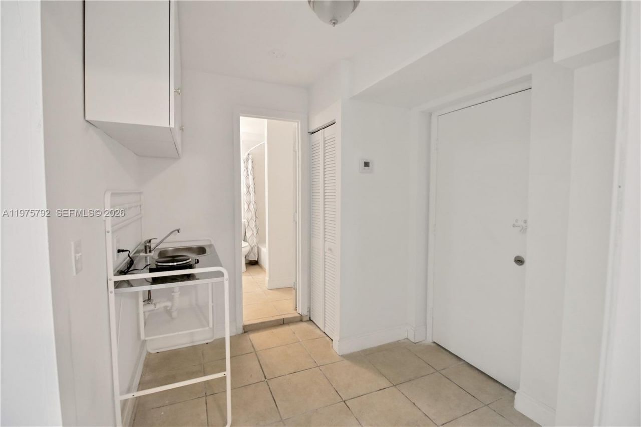 1160 W 26th Ct , Unit D, Riviera Beach, FL 33404 Photo