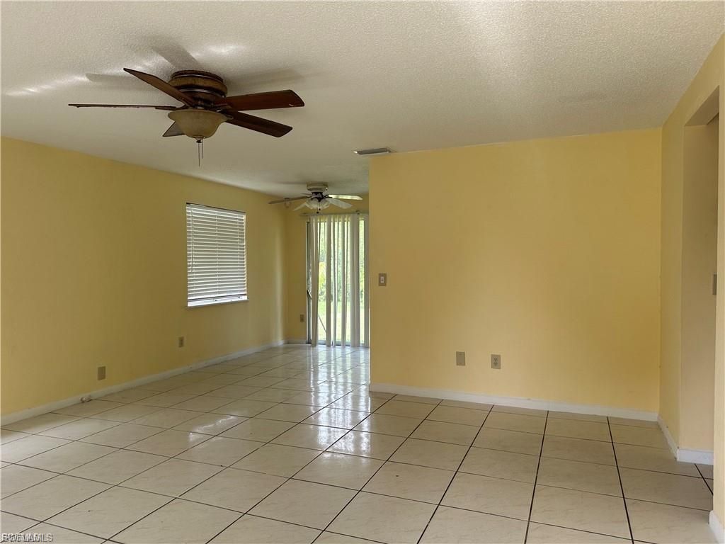 8 Roanoke Dr, Fort Myers, FL 33905 Photo