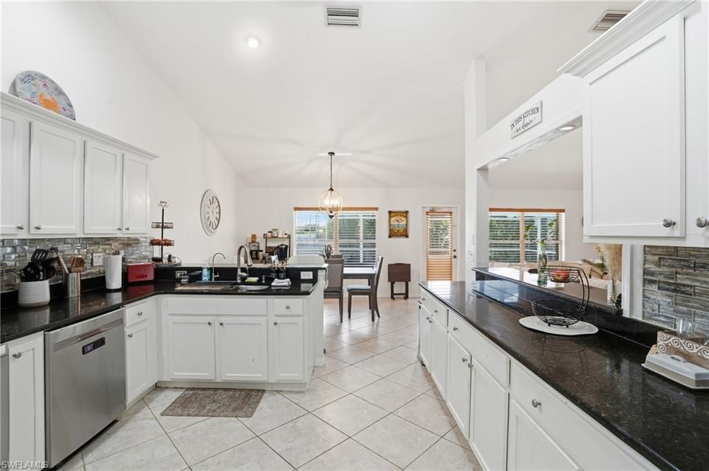 3310 NW 5th Ter, Cape Coral, FL 33993 Photo