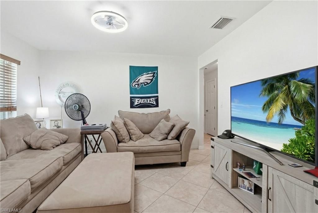 3310 NW 5th Ter, Cape Coral, FL 33993 Photo