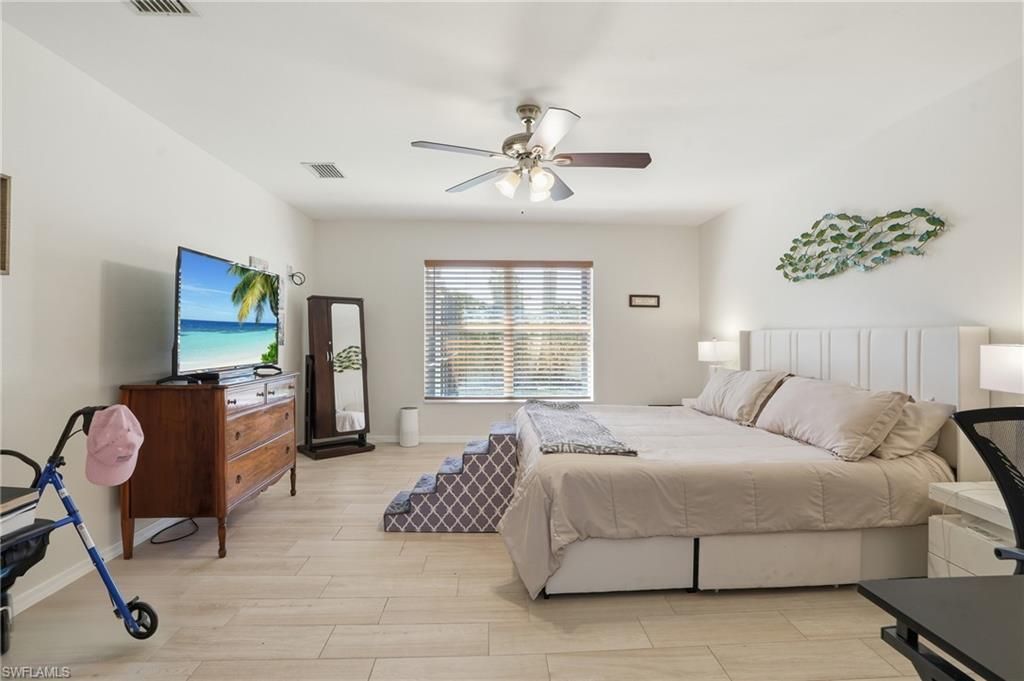 3310 NW 5th Ter, Cape Coral, FL 33993 Photo