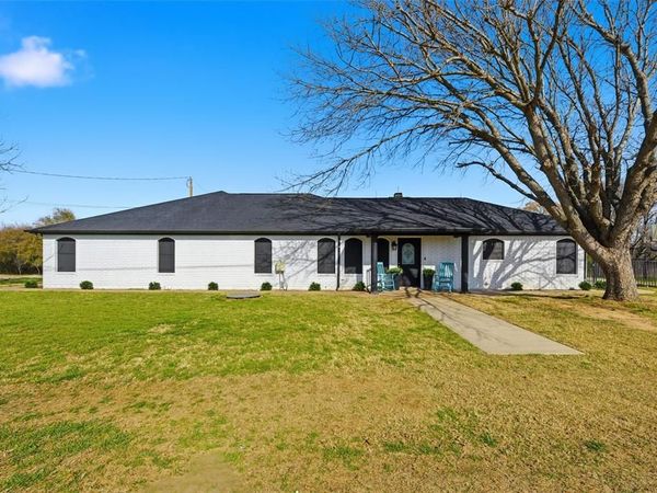 1211 Overlook Court, Whitney, TX 76692