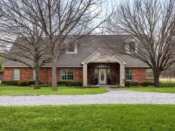 622 Greenwood Road, Decatur, TX 76234