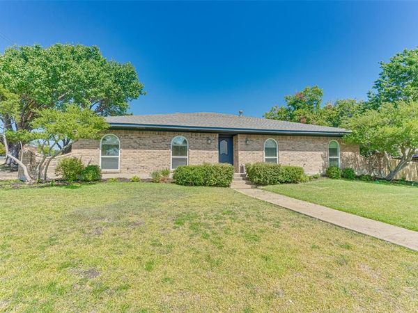 1301 Iroquois Drive, Garland, TX 75043