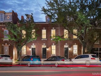 2016 S 12th Street Saint Louis, MO 63104