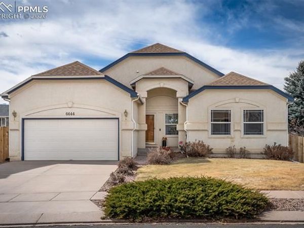 6644 Dream Weaver Drive, Colorado Springs, CO 80923