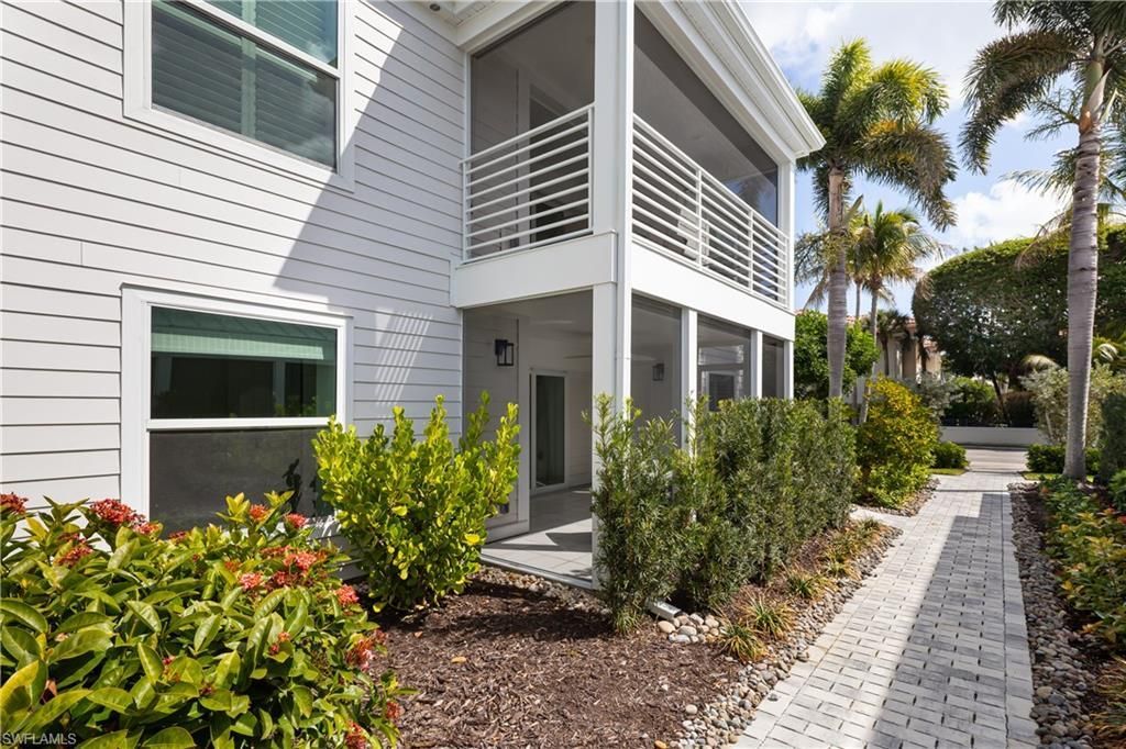 600 3rd St S, Unit 2, Naples, FL 34102 Photo