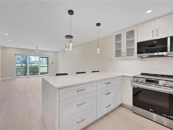 9 High Point CIR N, Unit 108, NAPLES, FL 34103