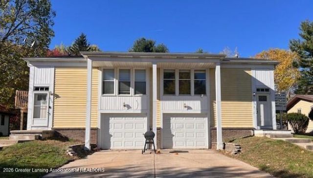 2710-2712 Geert Court, Lansing, MI 48910 Main Photo