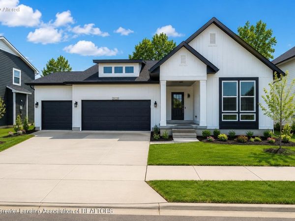 5603 Copper Creek Drive, Haslett, MI 48840