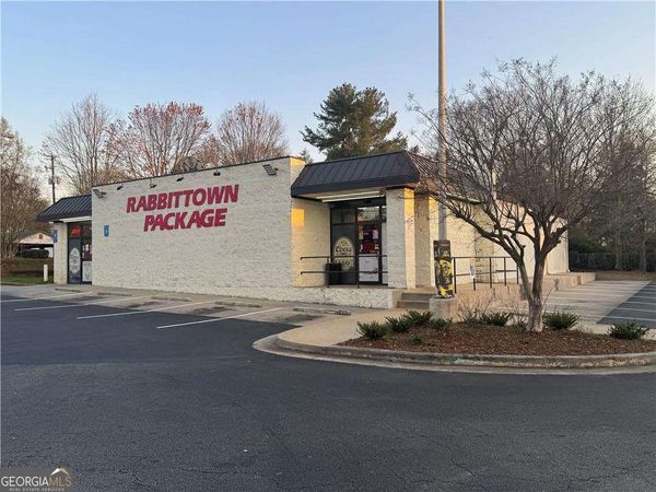 2318 Old Cornelia Highway, Gainesville, GA 30507