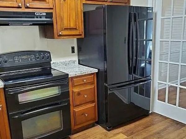 5427 Park Place S, Atlanta, GA 30349