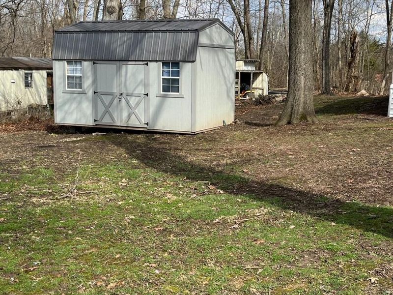 7085 E Highland Trail, Hillsboro, OH 45133 Photo 1