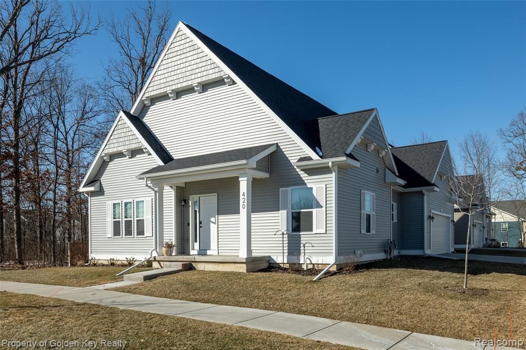 420 Dorchester Drive, Howell, MI 48855 Main Photo
