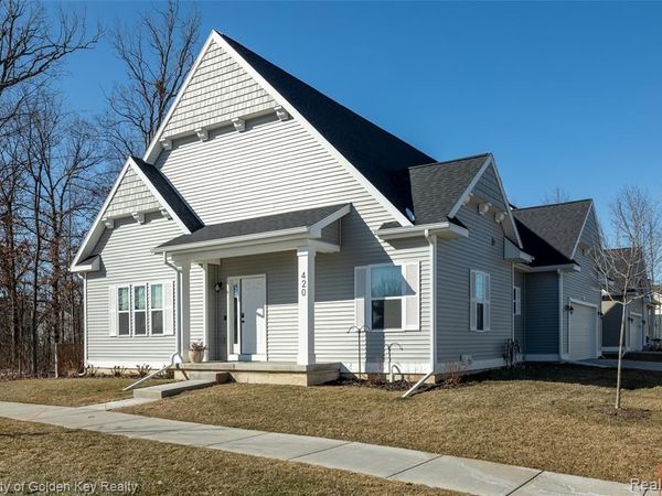 420 Dorchester Drive, Howell, MI 48855