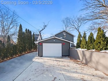 227 Shotwell Street, White Lake Twp, MI 48386