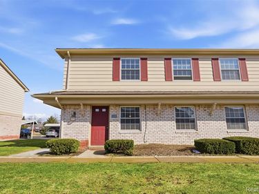 138 Princeton Drive , South Lyon, MI 48178