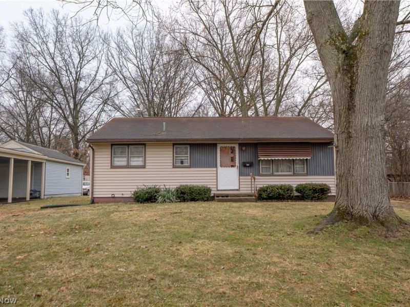320 Elizabeth Avenue SW, Massillon, OH 44646 Photo 1