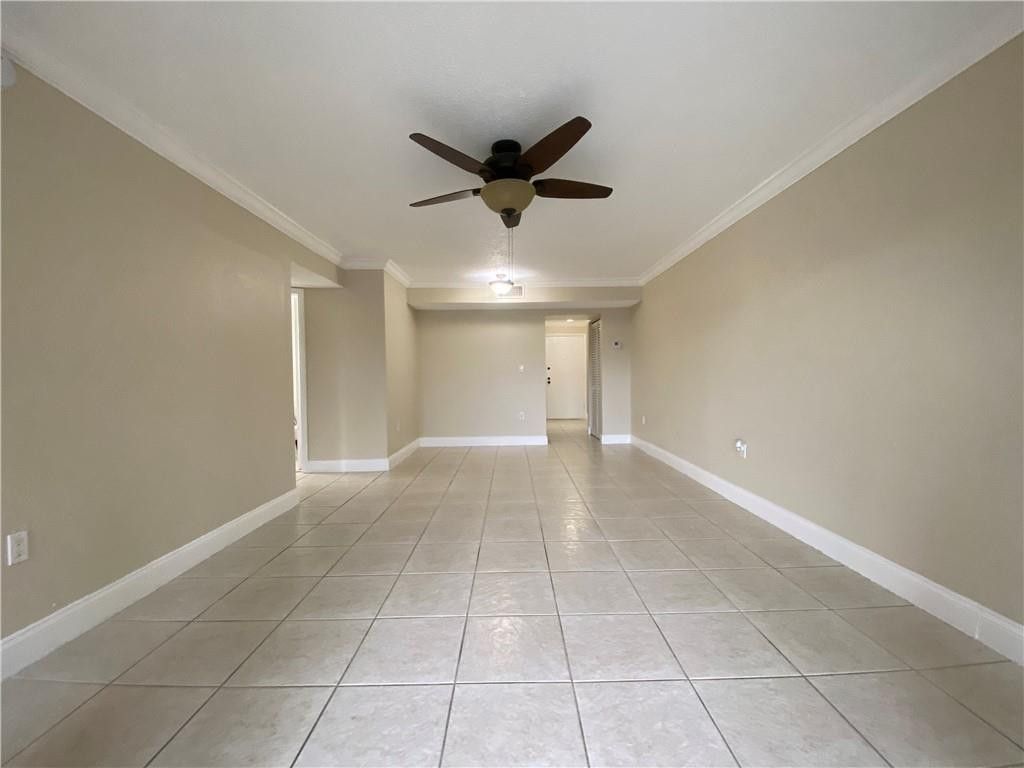 4235 N University Drive, Unit 301, Sunrise, FL 33351 Photo
