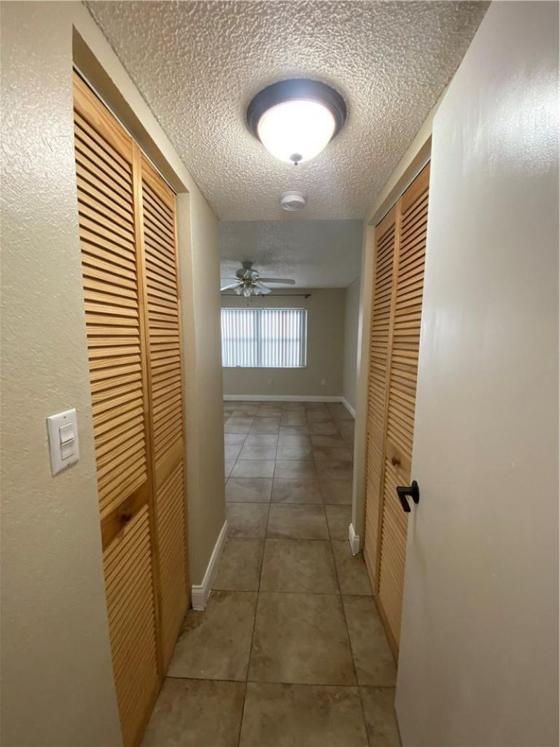 4235 N University Drive, Unit 301, Sunrise, FL 33351 Photo