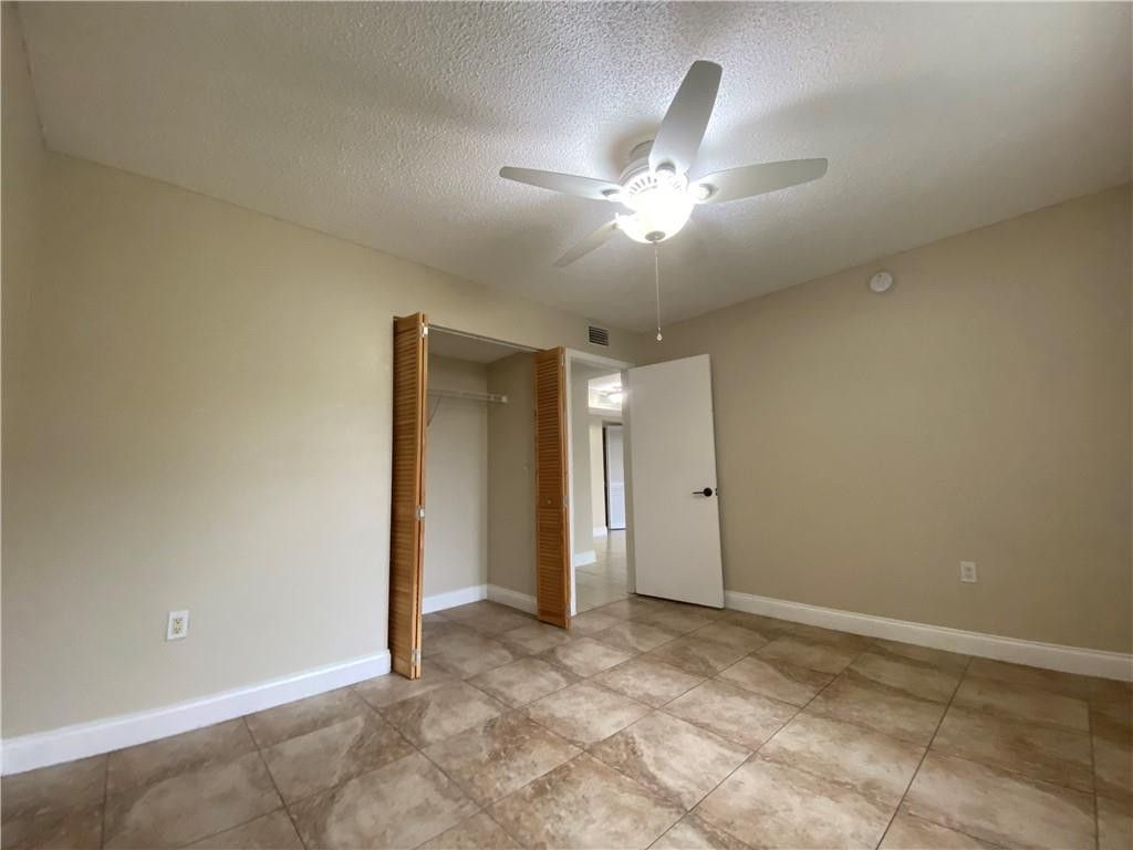 4235 N University Drive, Unit 301, Sunrise, FL 33351 Photo