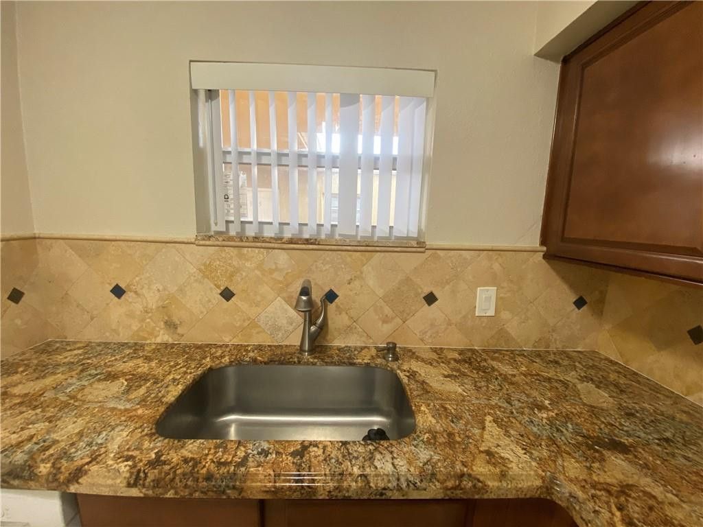 4235 N University Drive, Unit 301, Sunrise, FL 33351 Photo