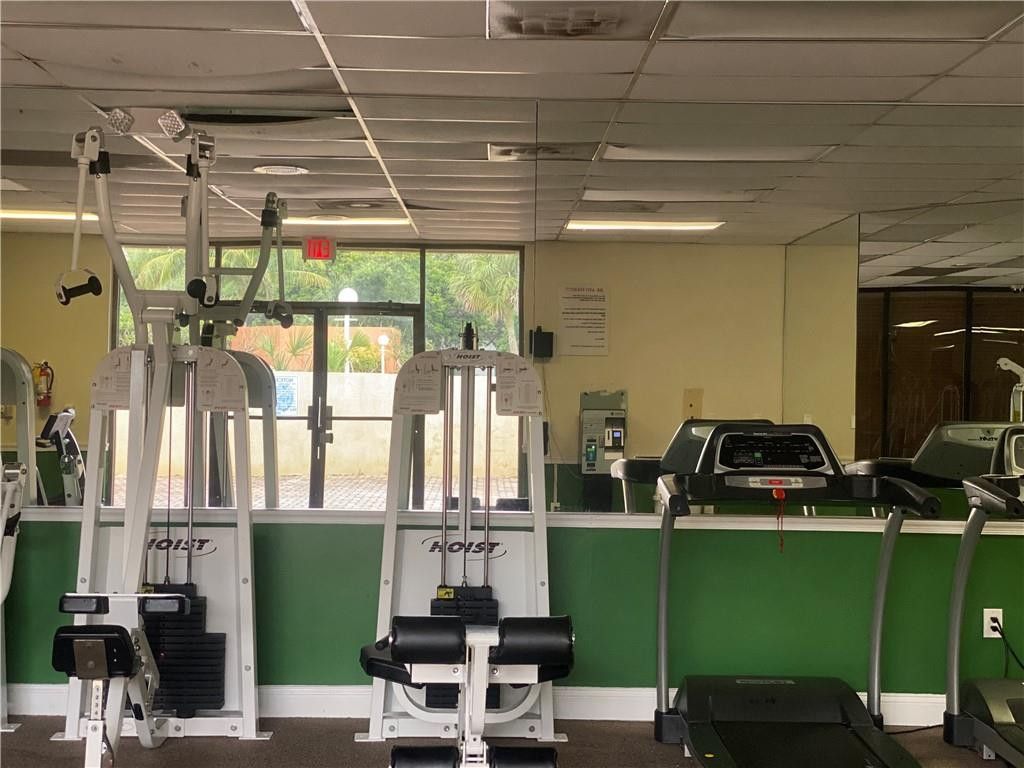 4235 N University Drive, Unit 301, Sunrise, FL 33351 Photo