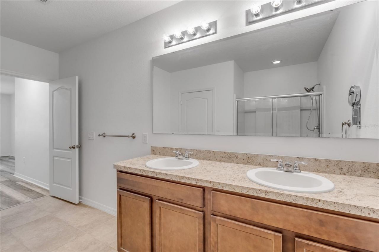 353 Admiralty Court , Edgewater, FL 32141 Photo