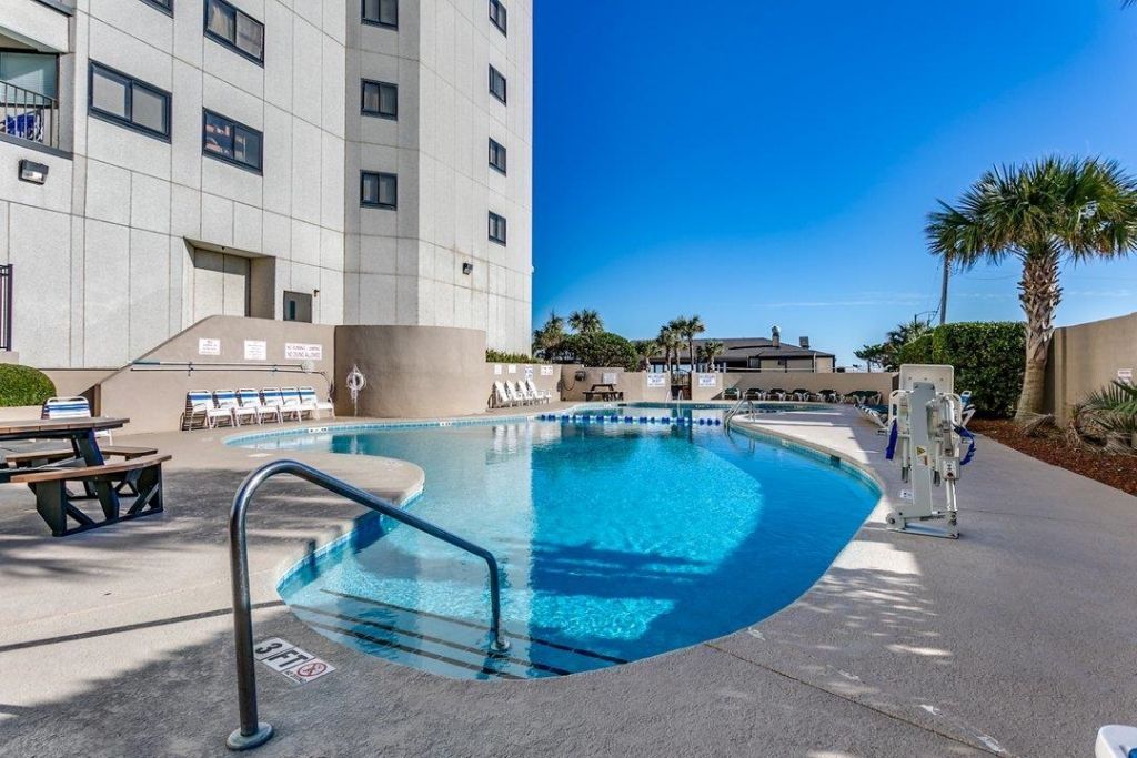 5905 S Kings Hwy.  Photo 29