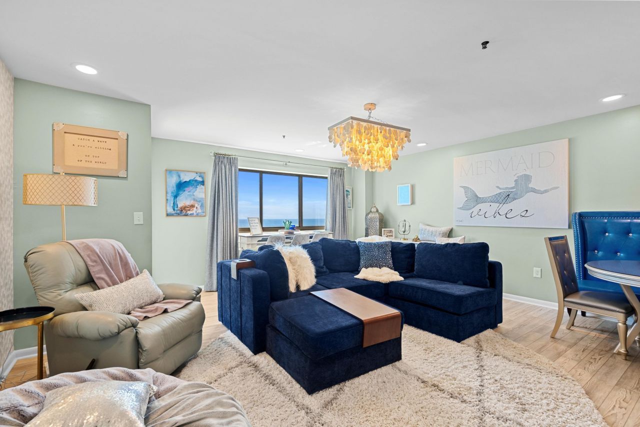 5905 S Kings Hwy.  Photo 5