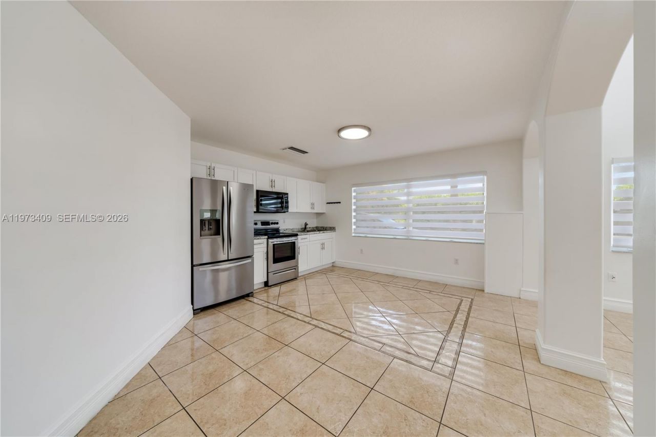 13050 SW 26th St, Miami, FL 33175 Photo