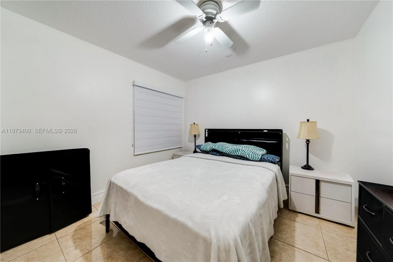 13050 SW 26th St, Miami, FL 33175 Photo