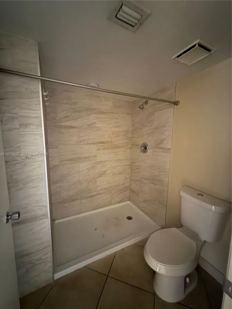 6601 SW 116th Ct , Unit 402, Miami, FL 33173 Photo