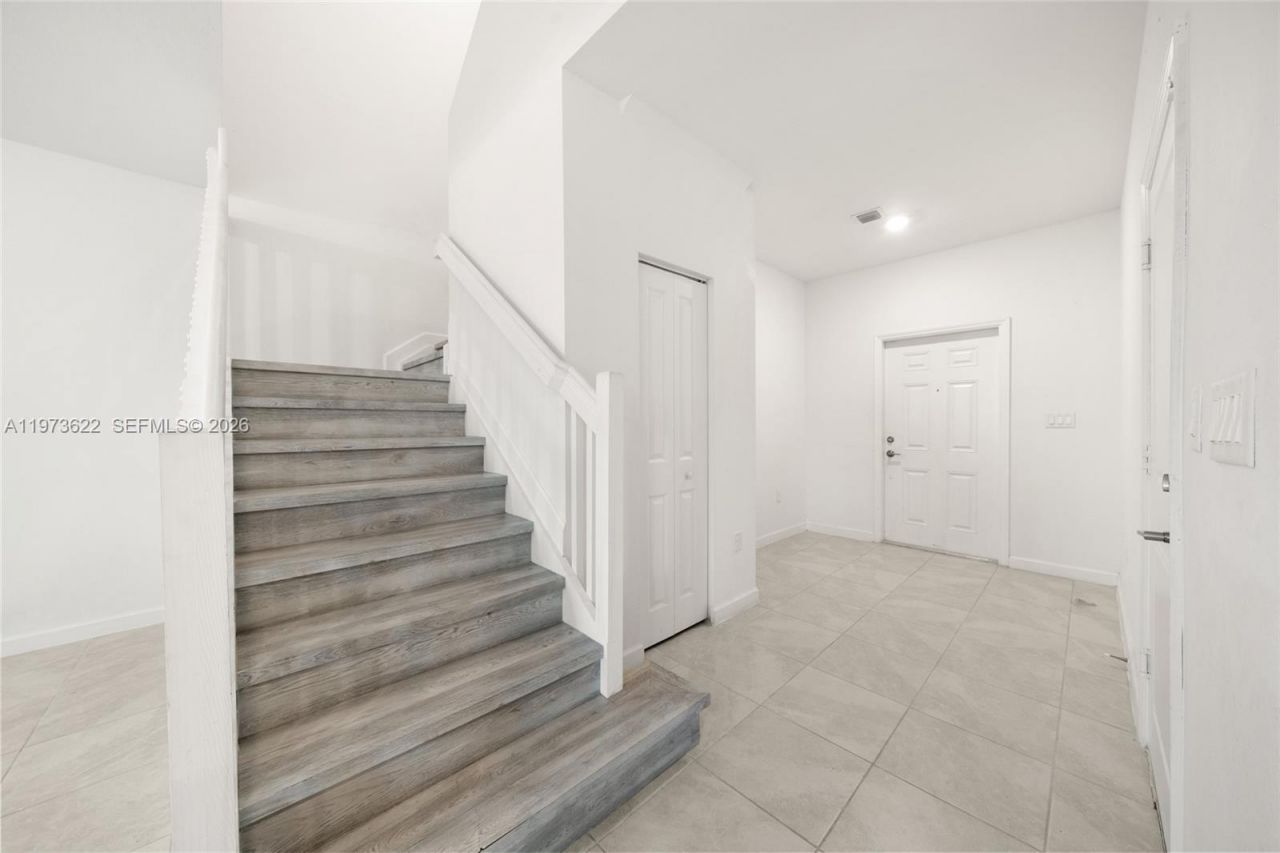 10011 SW 231st Ln, Miami, FL 33190 Photo